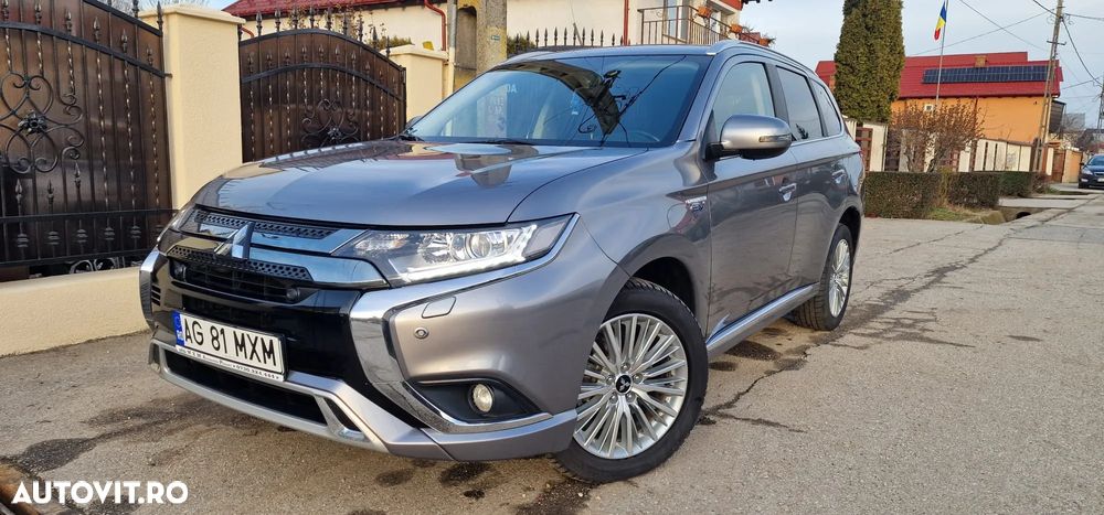 Mitsubishi Outlander 2.4 4WD Diamant+ - 1