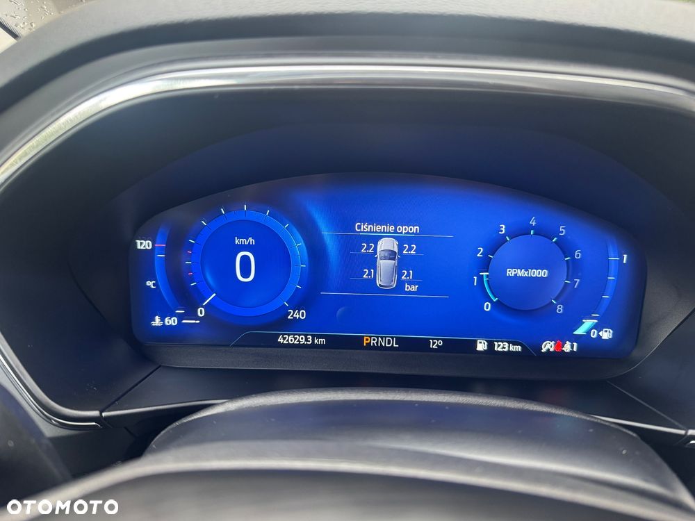Ford Focus 1.0 EcoBoost mHEV Titanium X - 10