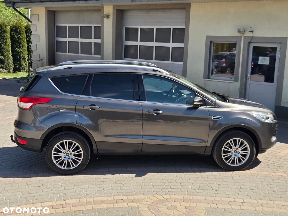 Ford Kuga 2.0 TDCi 4x4 Titanium - 17
