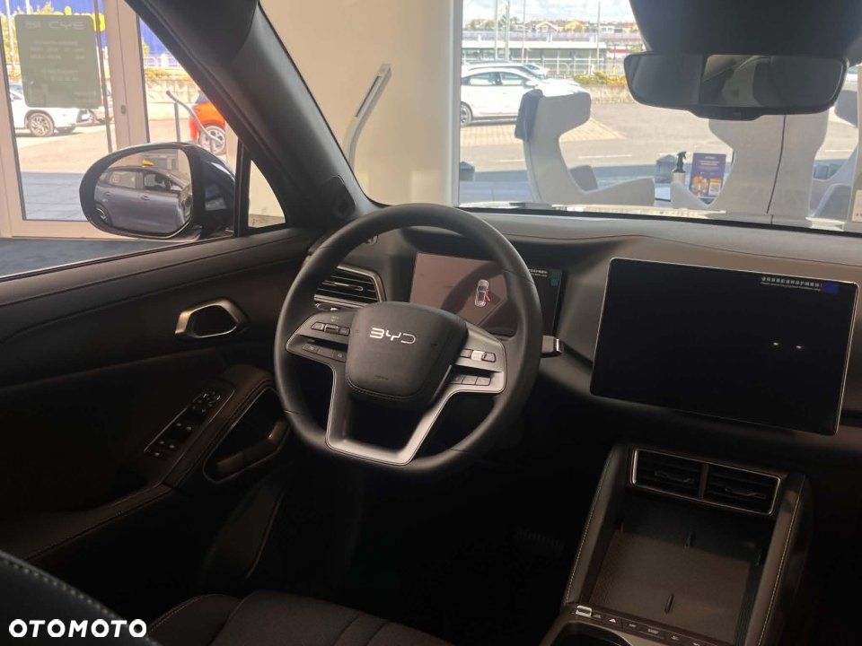 BYD Atto 2 DM-i - 13