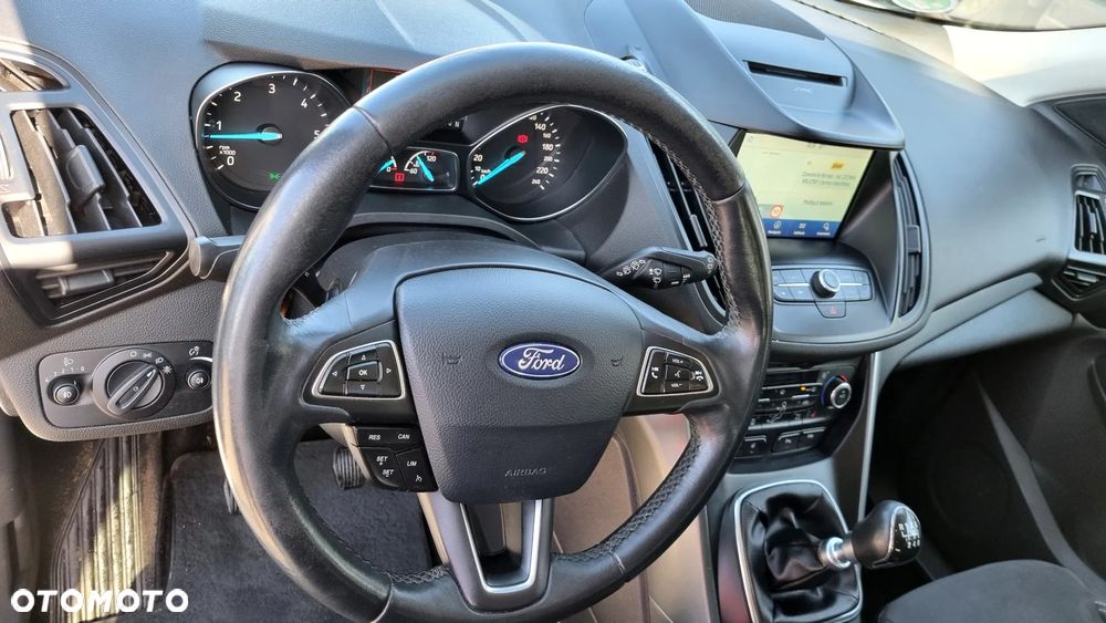 Ford Kuga 2.0 TDCi 2x4 Cool & Connect - 19