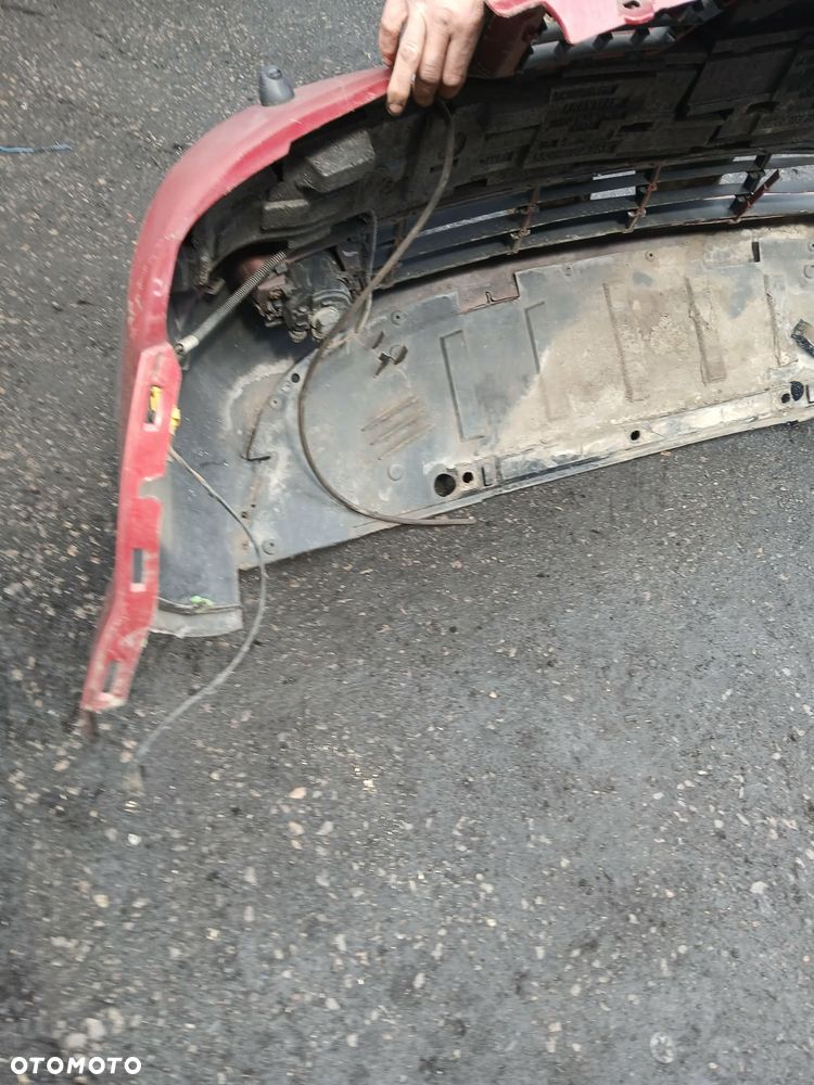 Renault Scenic II zderzak przedni (nie znam kodu lakieru) - 7