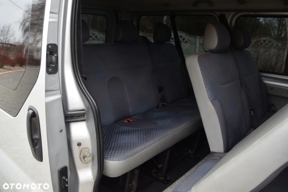Renault Trafic Passenger FAP L2H1 Expression - 23