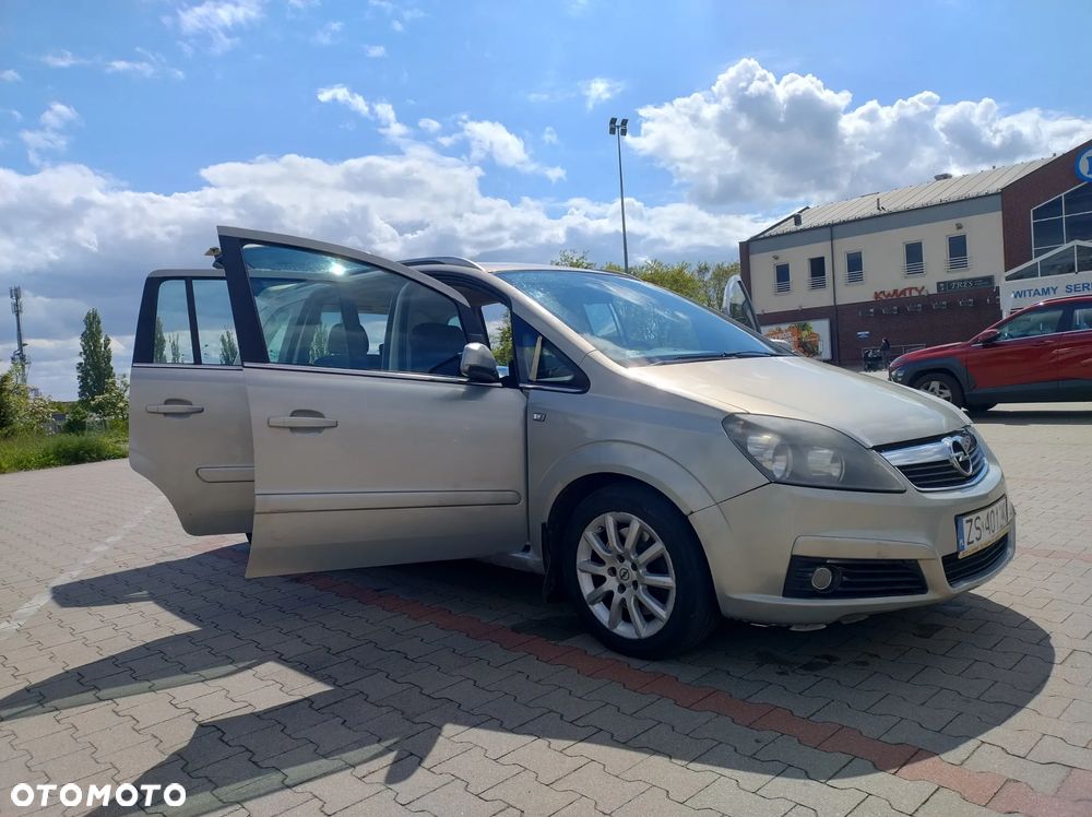 Opel Zafira 1.9 CDTI Sport ActiveSelect - 22