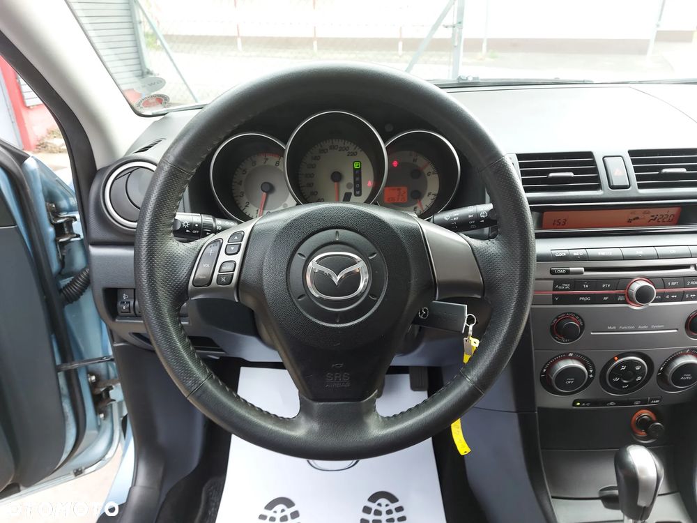 Mazda 3 1.6 Sport Active - 26