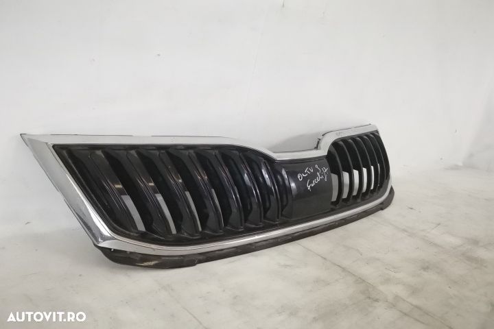 Grila Centrala Originala In Stare Buna Skoda Octavia 3 [facelift] 2017 - 2