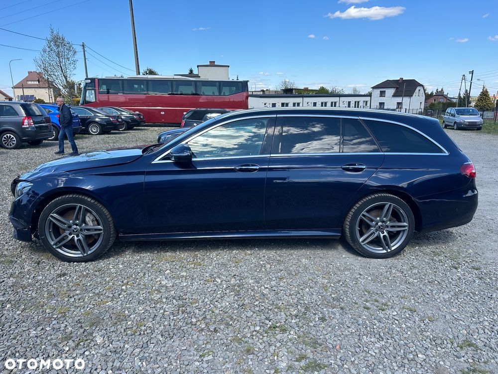 Mercedes-Benz Klasa E 350 d 4Matic 9G-TRONIC AMG Line - 3