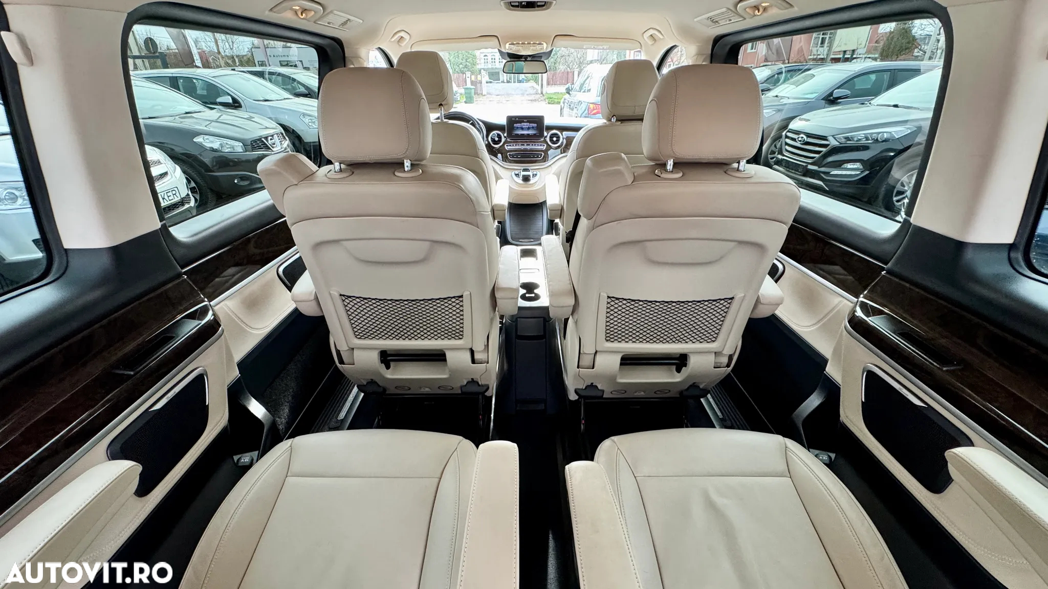 Mercedes-Benz V 250 (BlueTEC) d lang 4Matic 7G-TRONIC Avantgarde Edition - 21