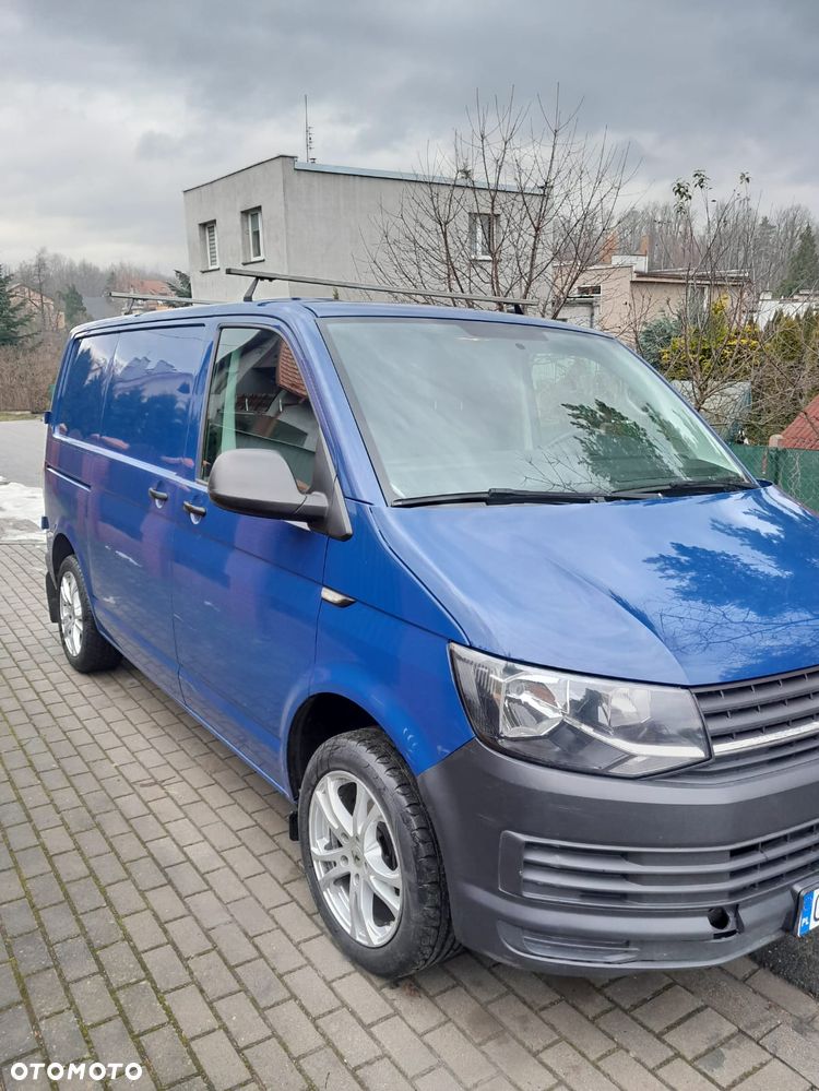 Volkswagen Transporter - 2