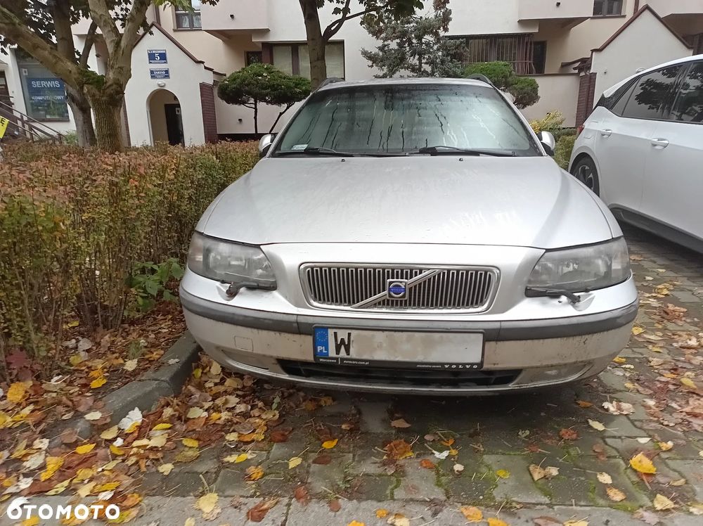 Volvo V70 D5 AWD Automatik - 2