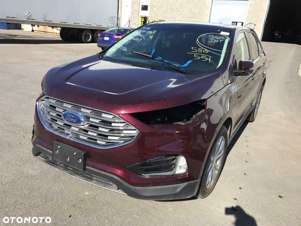 Ford Edge 2.0 EcoBlue Twin-Turbo 4WD Titanium - 23