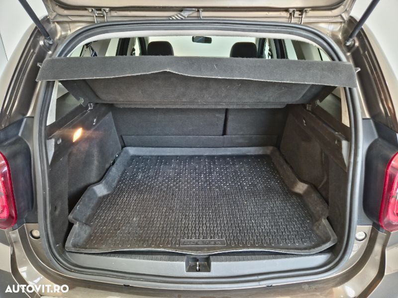 Dacia Duster 1.5 Blue dCi 4WD Prestige jante 17" - 10