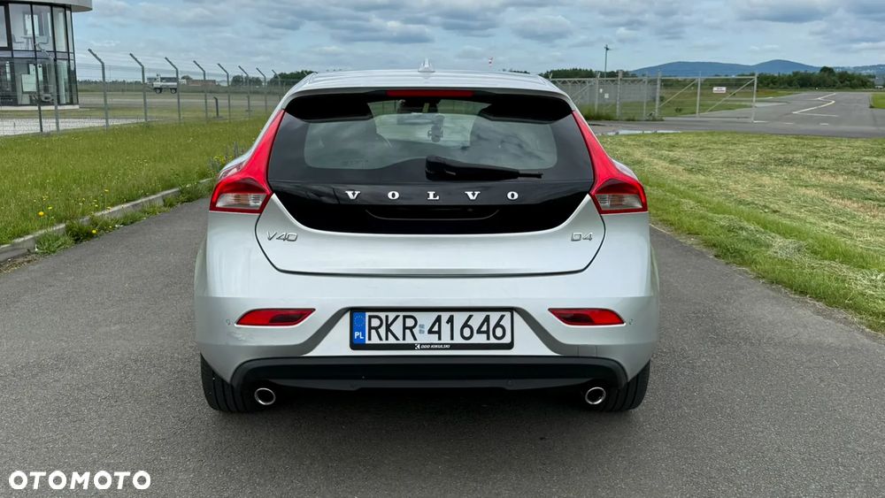 Volvo V40 D4 Drive-E Kinetic - 6