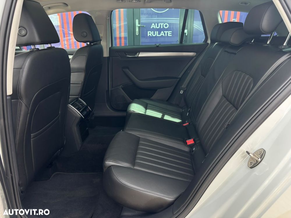 Skoda Superb 2.0 TDI DSG Ambition - 39