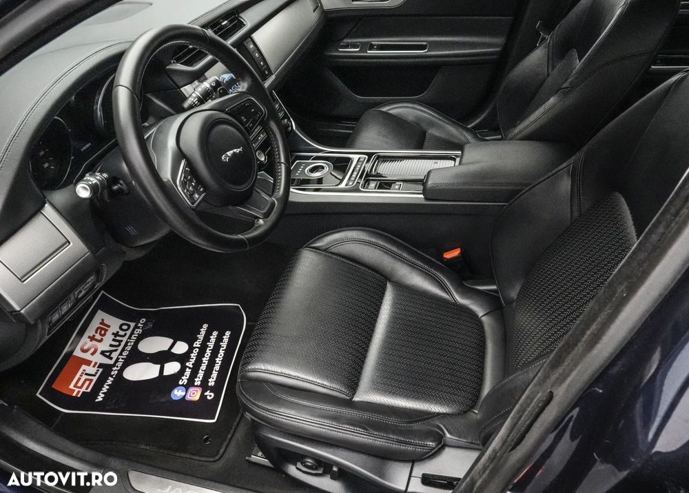 Jaguar XF 20d RWD E-Performance Pure - 12