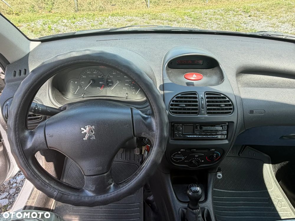 Peugeot 206 1.1 Husky - 8