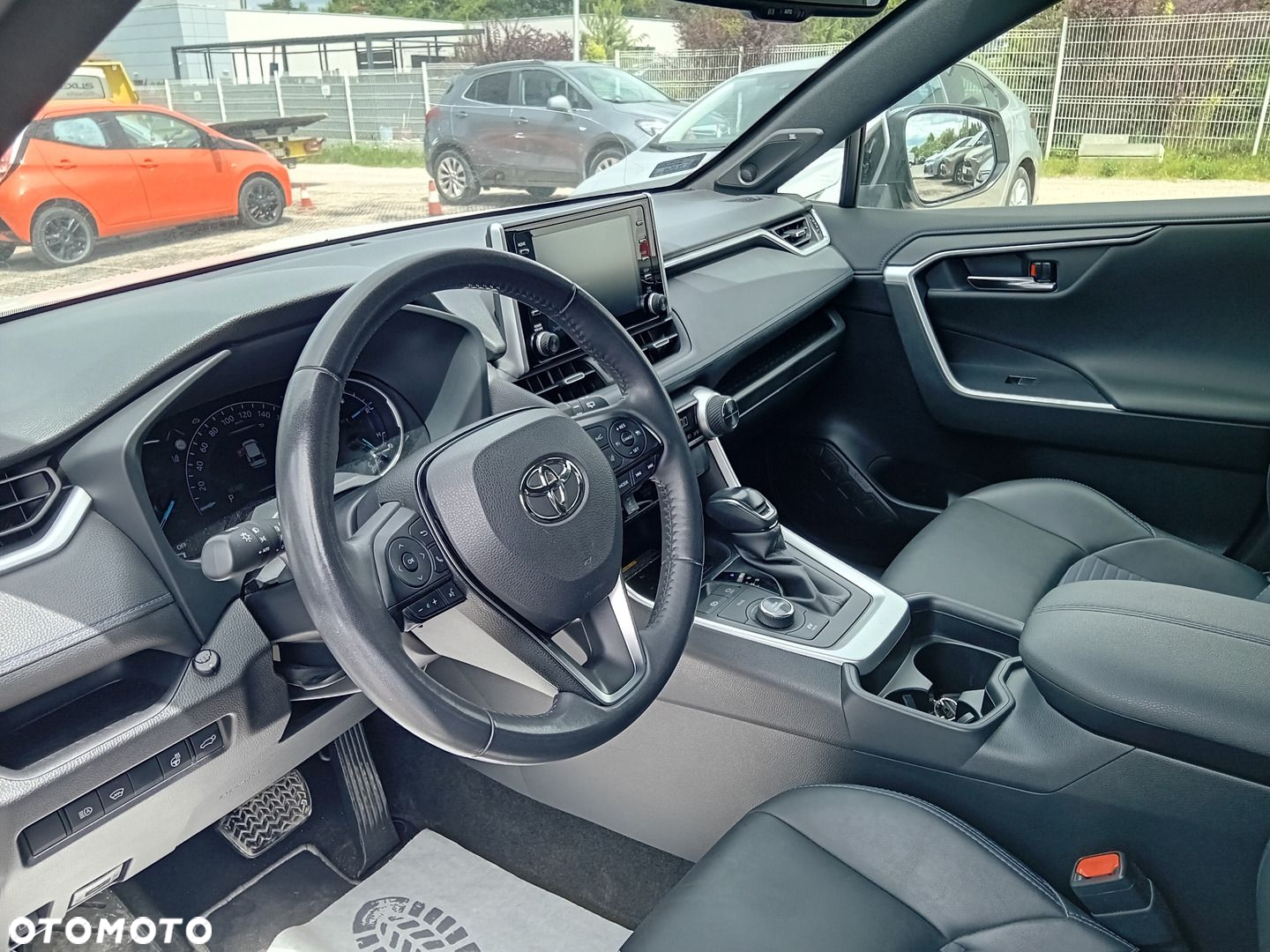Toyota RAV4 - 5