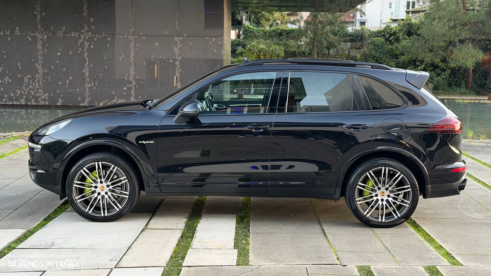 Porsche Cayenne S Hybrid Tiptronic S - 4
