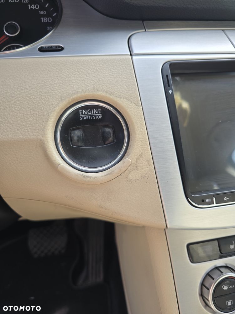 Volkswagen Passat - 15