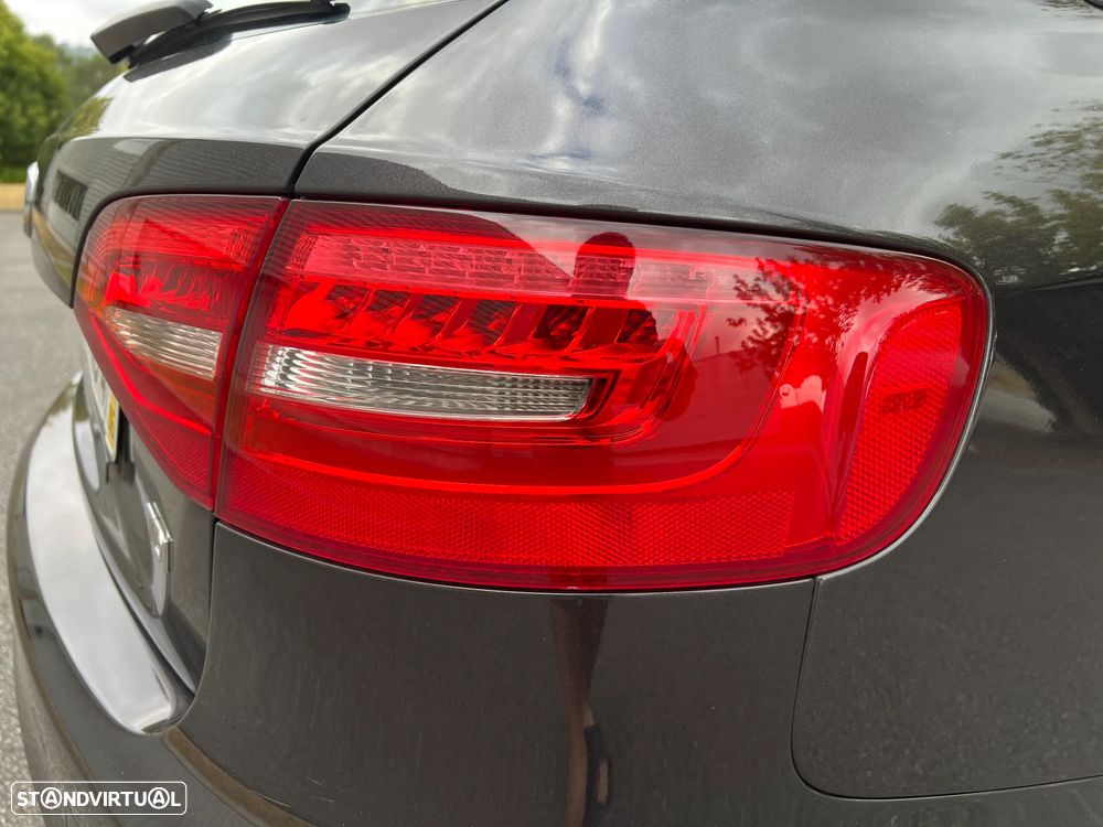 Audi A4 Avant 2.0 TDI S-line - 24