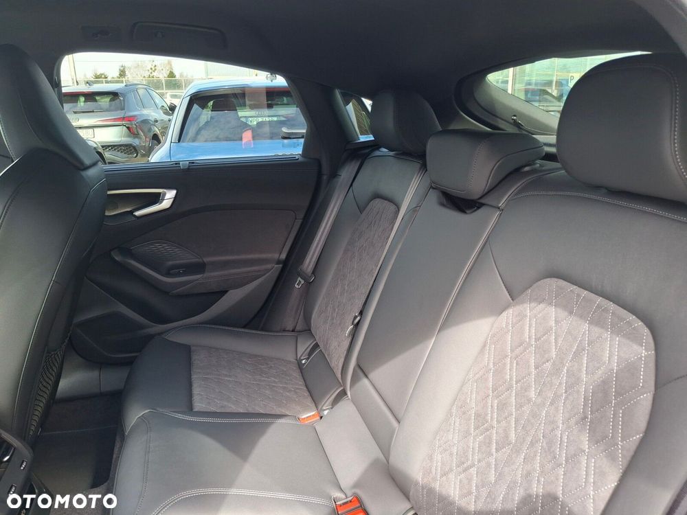 Audi A5 Limousine - 21