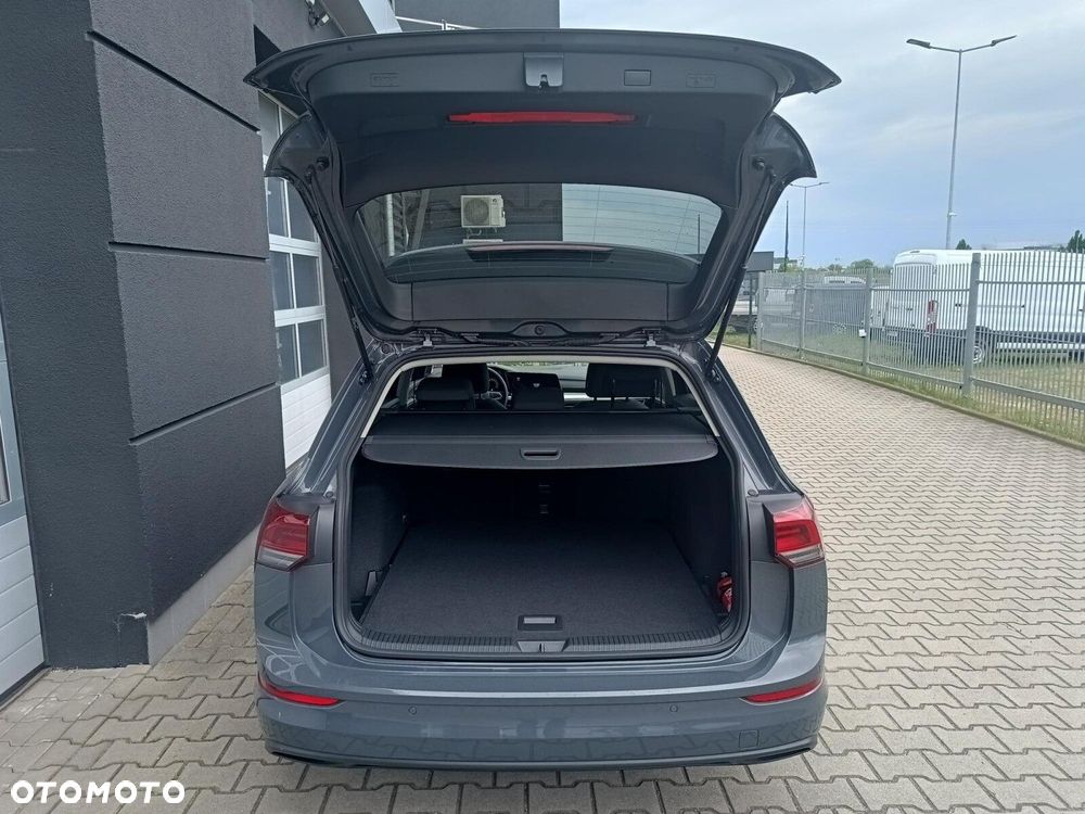 Volkswagen Golf Variant 1.5 eTSI mHEV Life DSG - 10