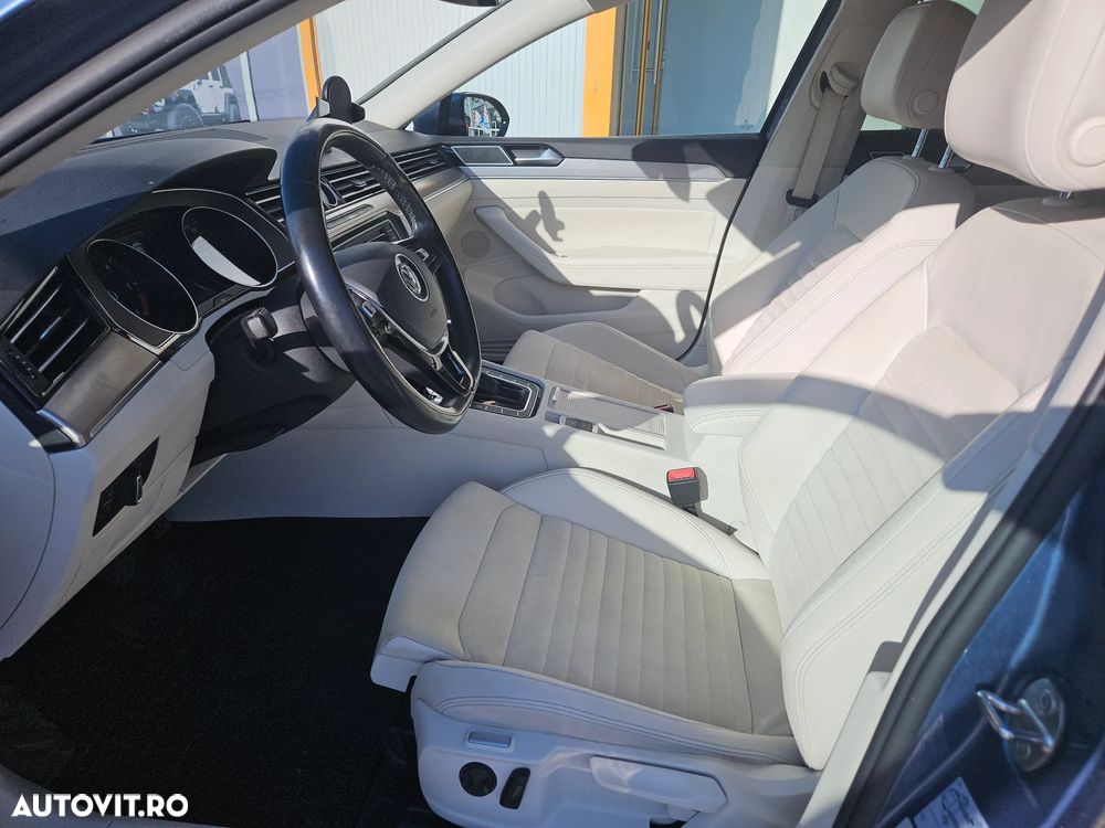Volkswagen Passat 2.0 TDI DSG Highline - 8