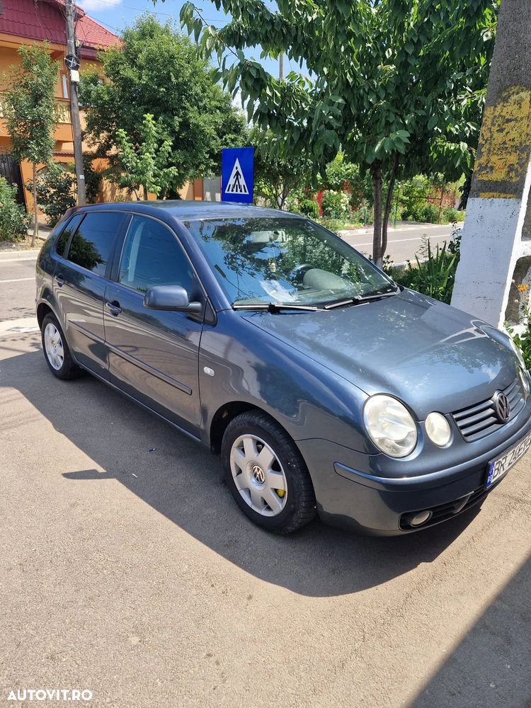 Volkswagen Polo - 2