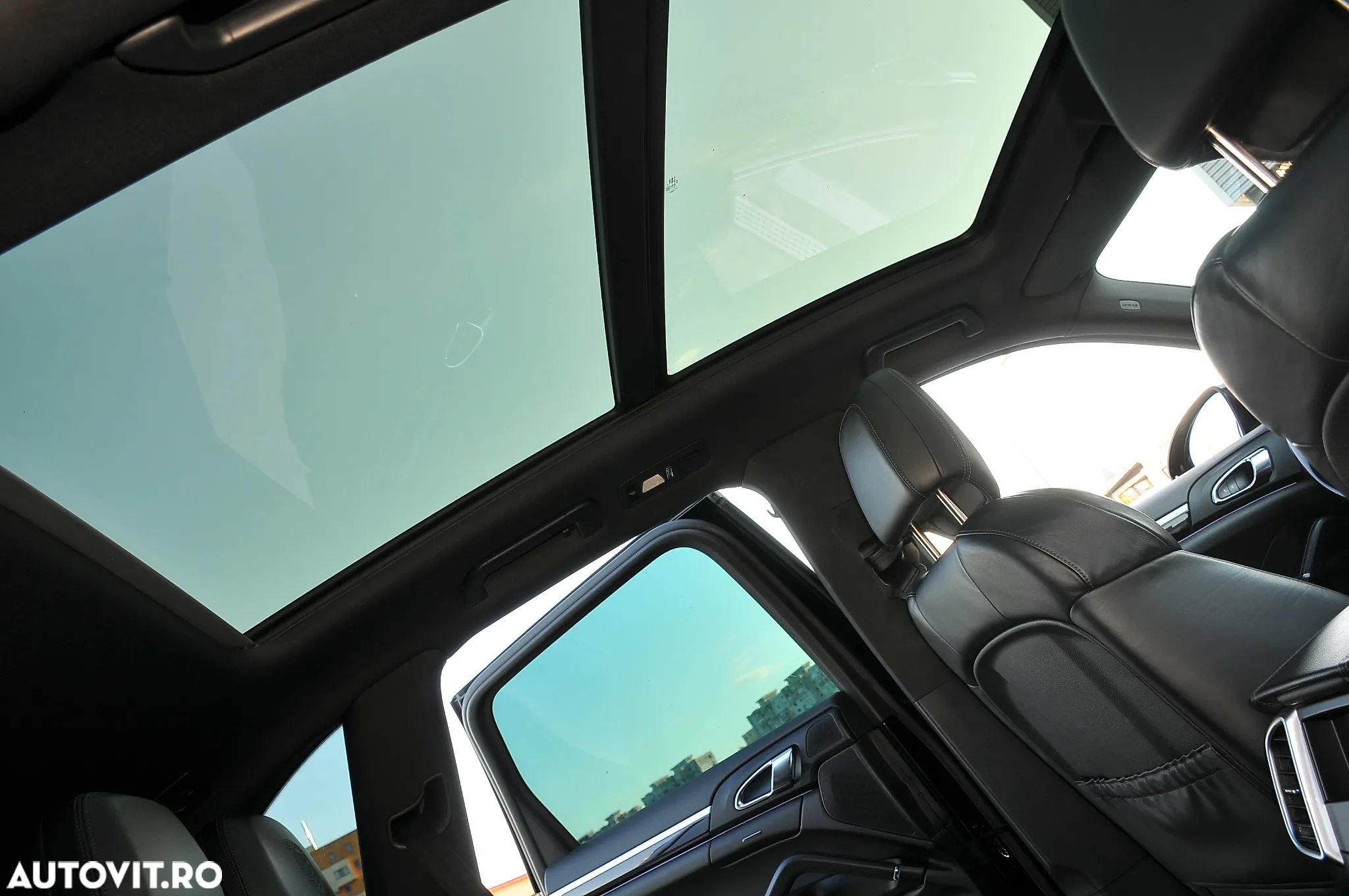 Porsche Cayenne Diesel Platinum Edition - 15
