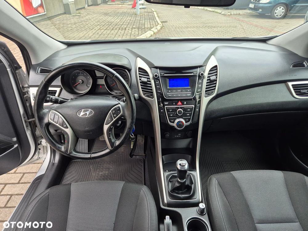 Hyundai i30 blue 1.6 GDI Trend - 20