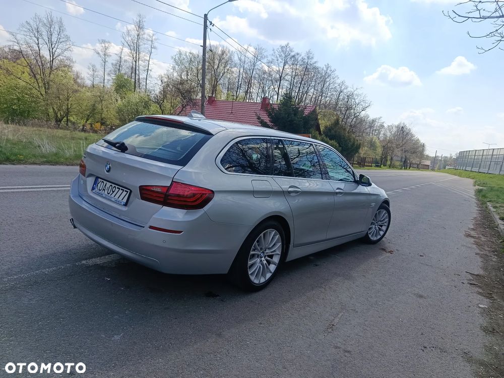 BMW Seria 5 520d xDrive Luxury Line - 7