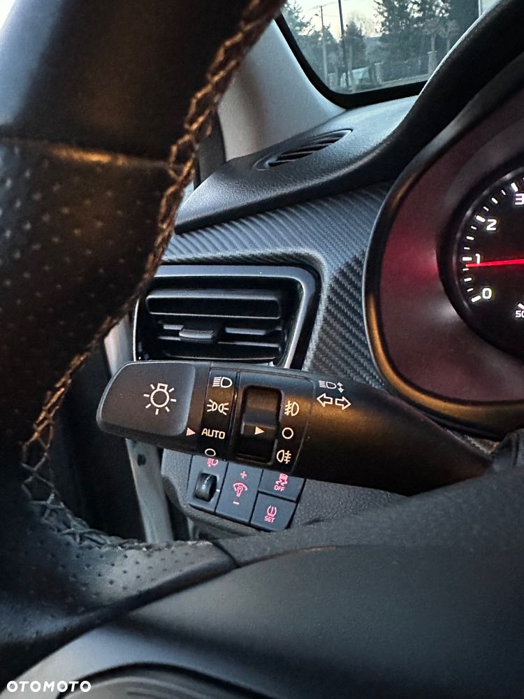 Kia Rio 1.0 T-GDI 100 GT Line - 32