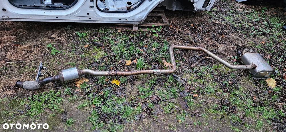 Audi Q3 83A 2.0 TDI Kompletny układ wydechowy Tłumik Wydech 5Q0131701BG 5QF253611AA - 1