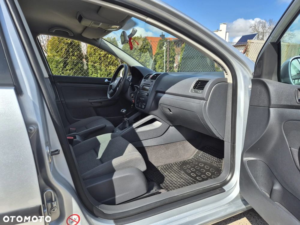 Volkswagen Golf 1.4 Comfortline - 21