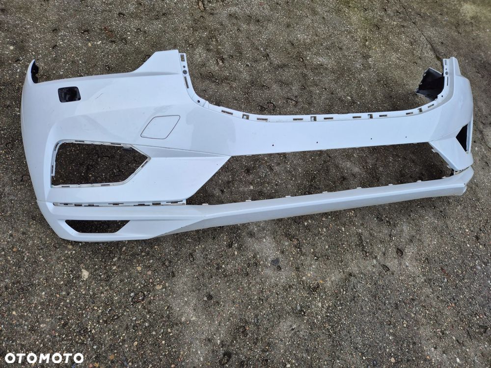 Volvo XC60 II 17- zderzak przedni ślizg