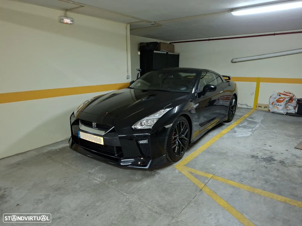 Nissan GT-R 3.8 V6 Black Edition - 40