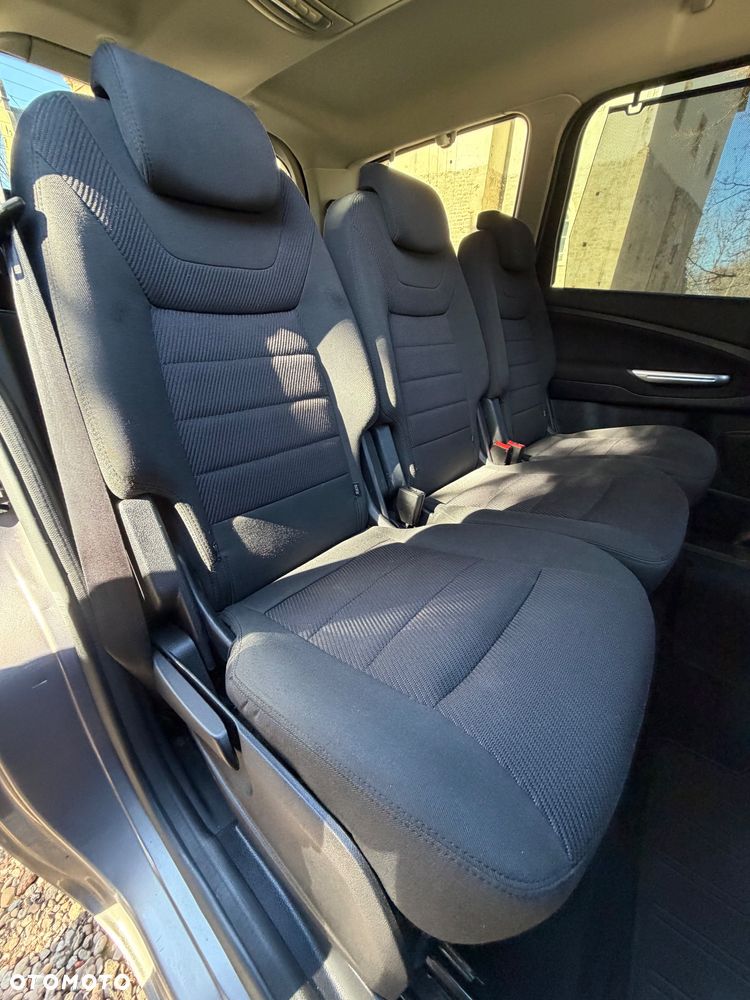 Ford Galaxy 2.0 TDCi Titanium - 24