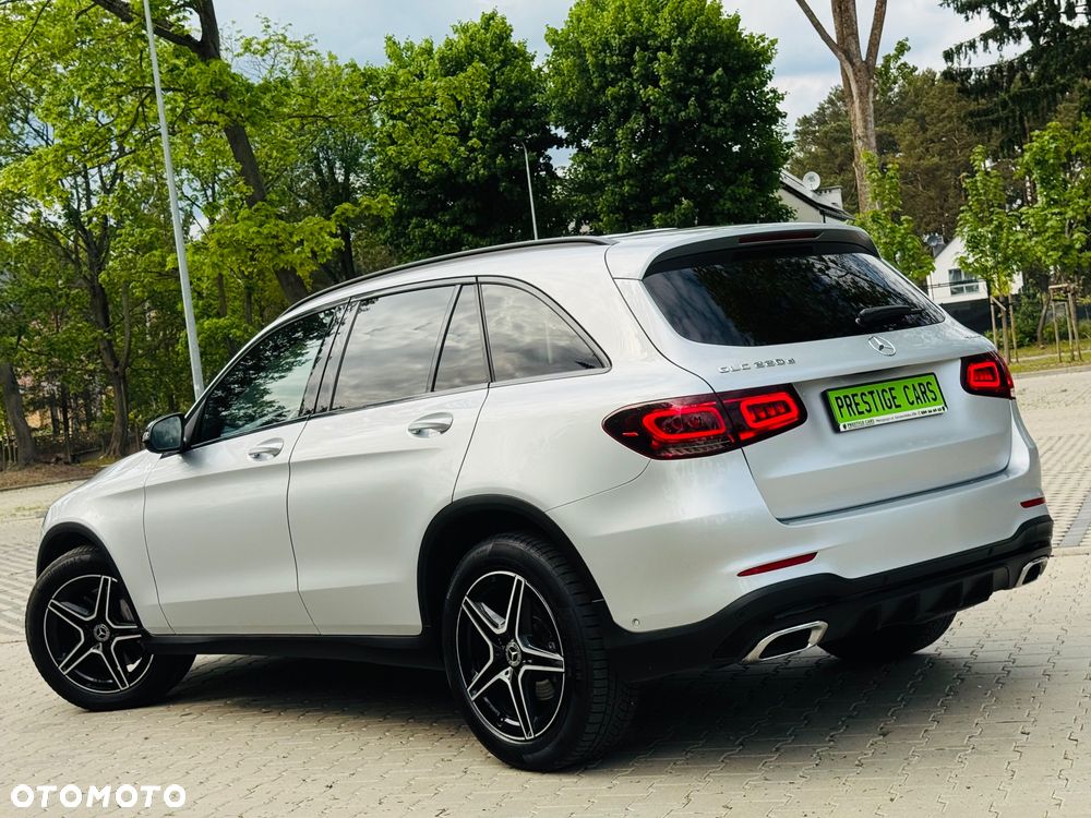 Mercedes-Benz GLC 220 d 4Matic 9G-TRONIC AMG Line Plus - 13