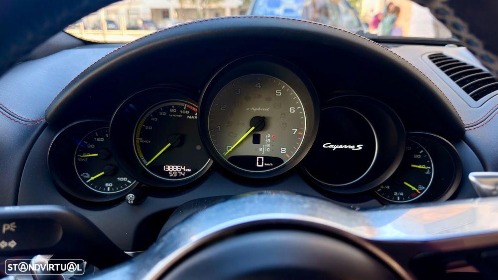Porsche Cayenne - 6
