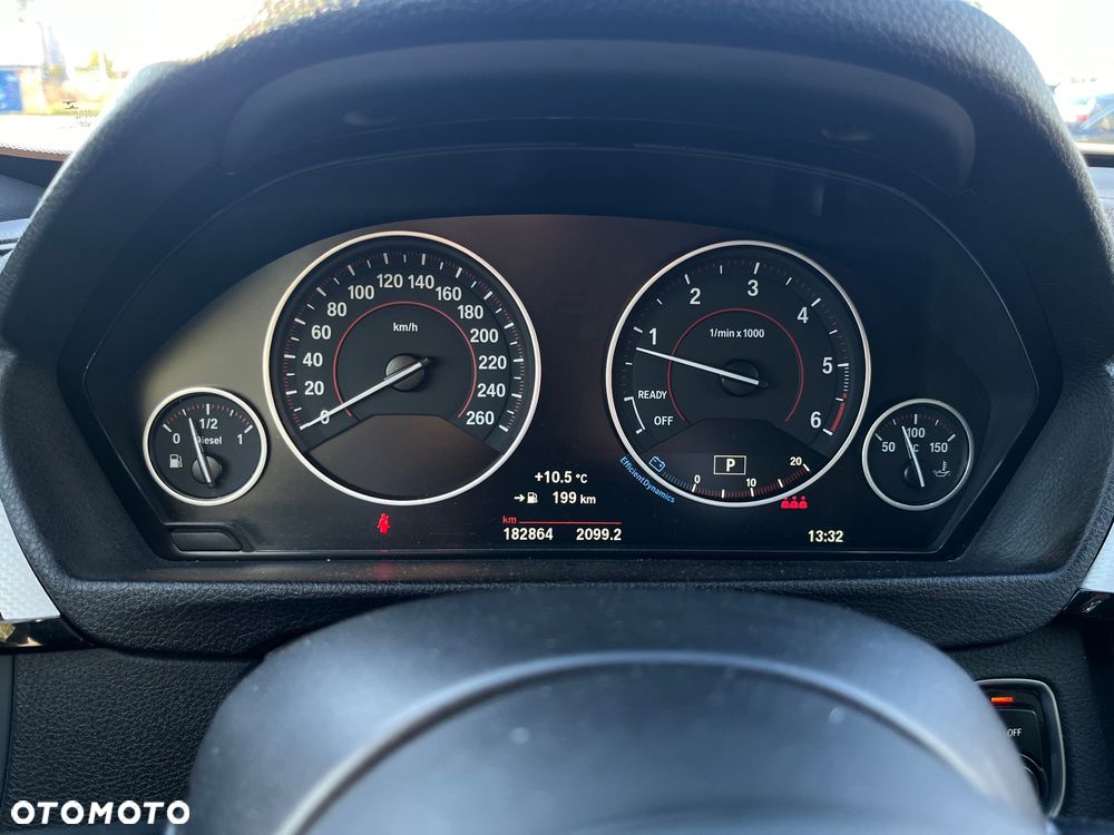 BMW 3GT 320d xDrive M Sport - 35