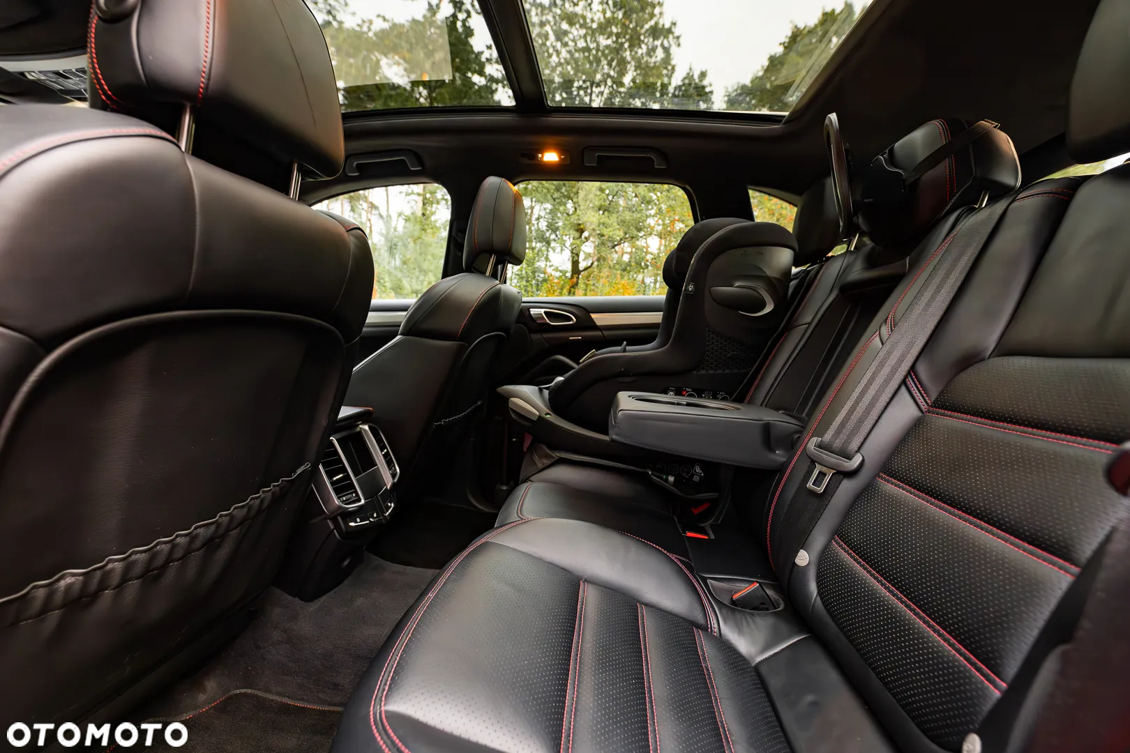Porsche Cayenne Turbo - 35