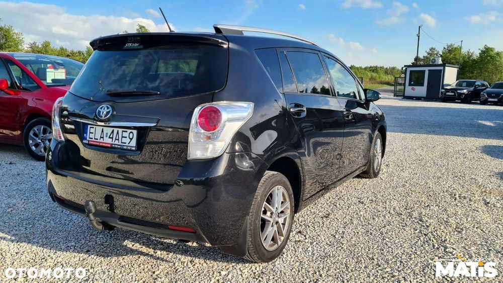Toyota Verso - 23