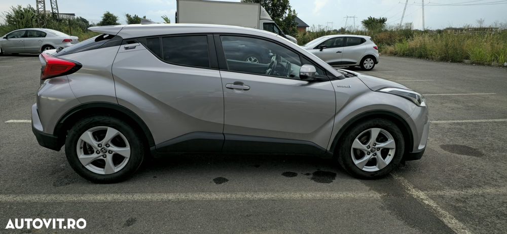 Toyota C-HR Business-Edition - 11