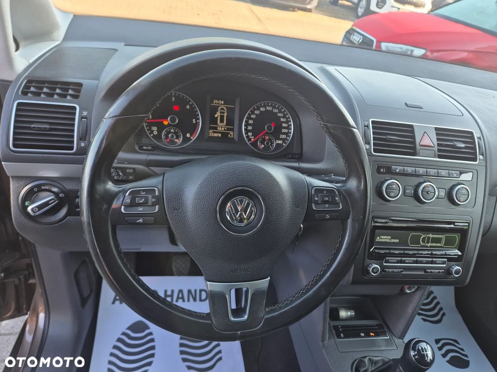 Volkswagen Touran 1.6 TDI DPF Life - 12
