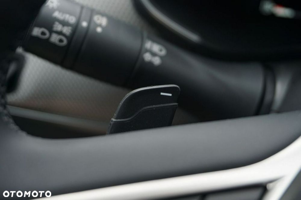 Renault Arkana TCe Mild Hybrid 140 EDC Techno - 19