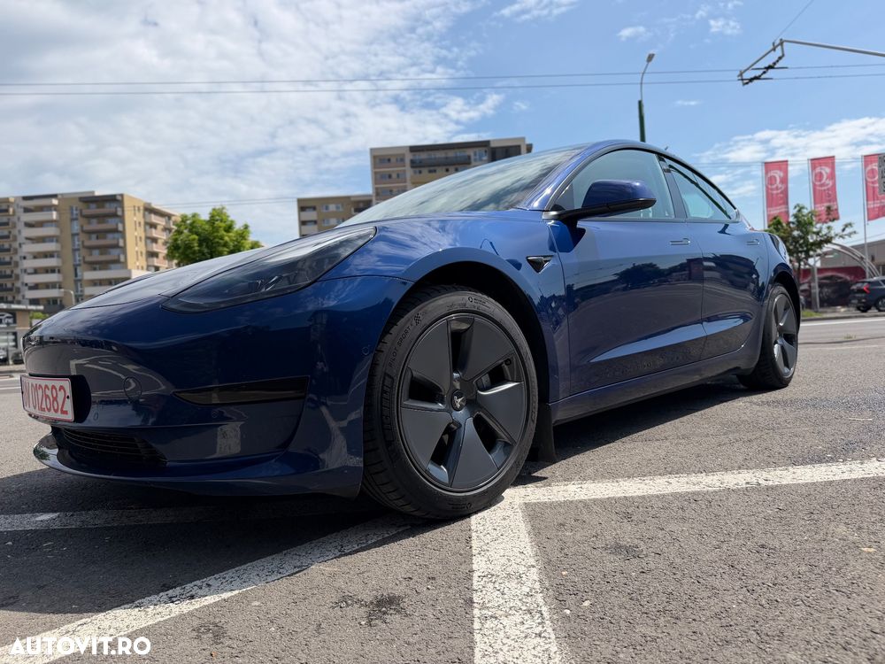 Tesla Model 3 Standard - 3