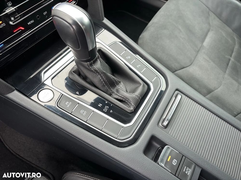 Volkswagen ARTEON 2.0 TSI DSG R-Line - 24