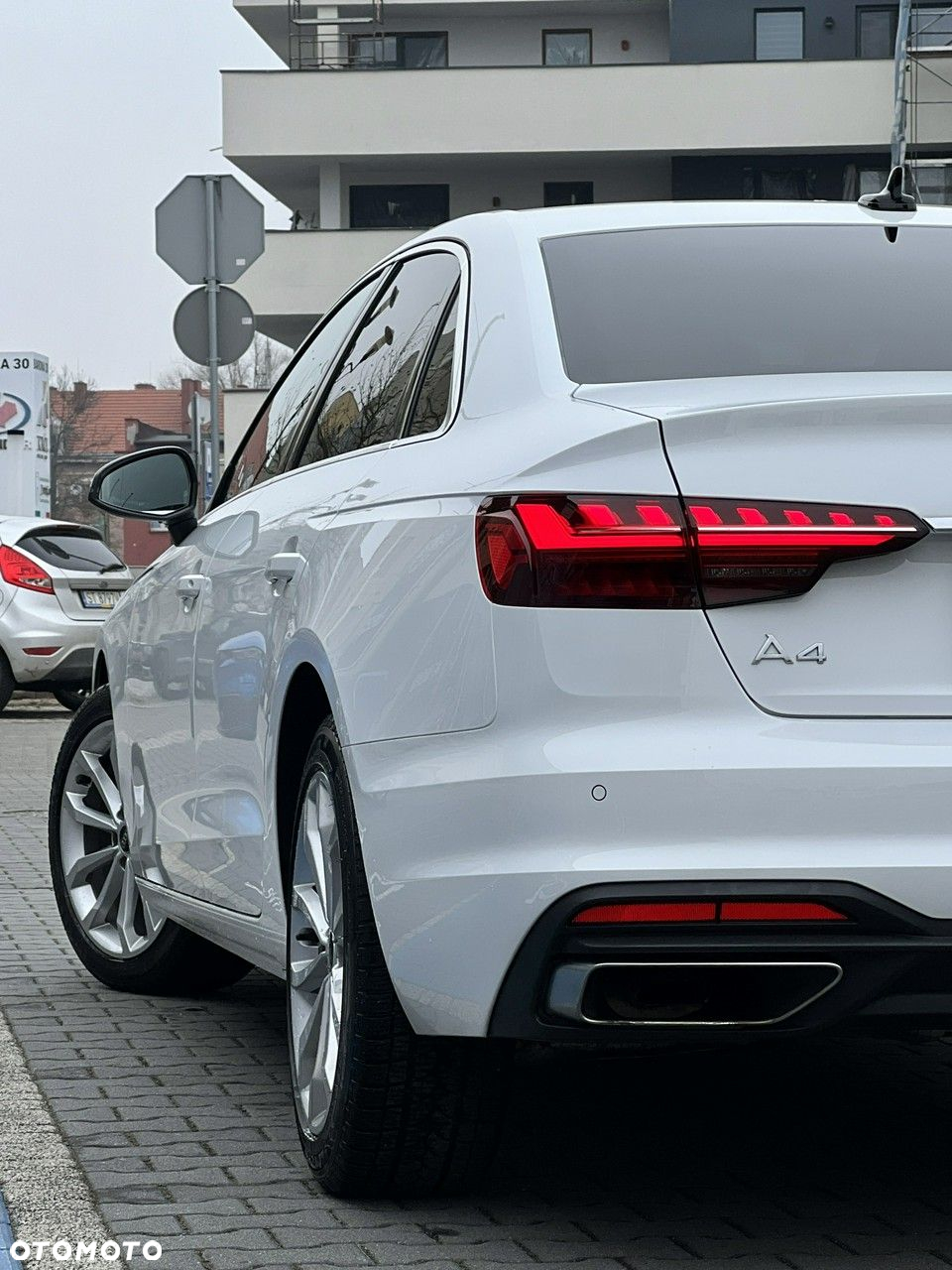 Audi A4 - 9