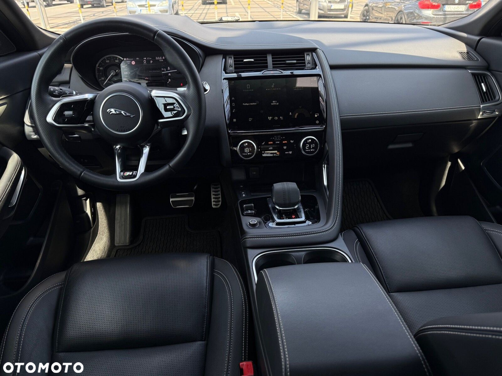Jaguar E-Pace - 19