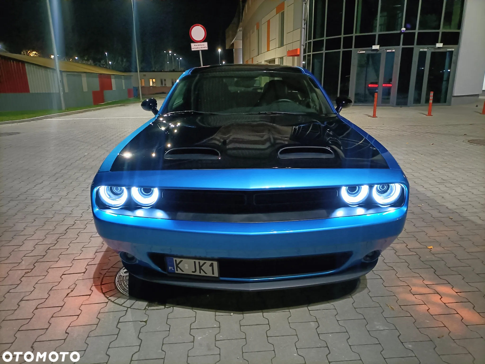 Dodge Challenger Automatik SXT Plus - 3